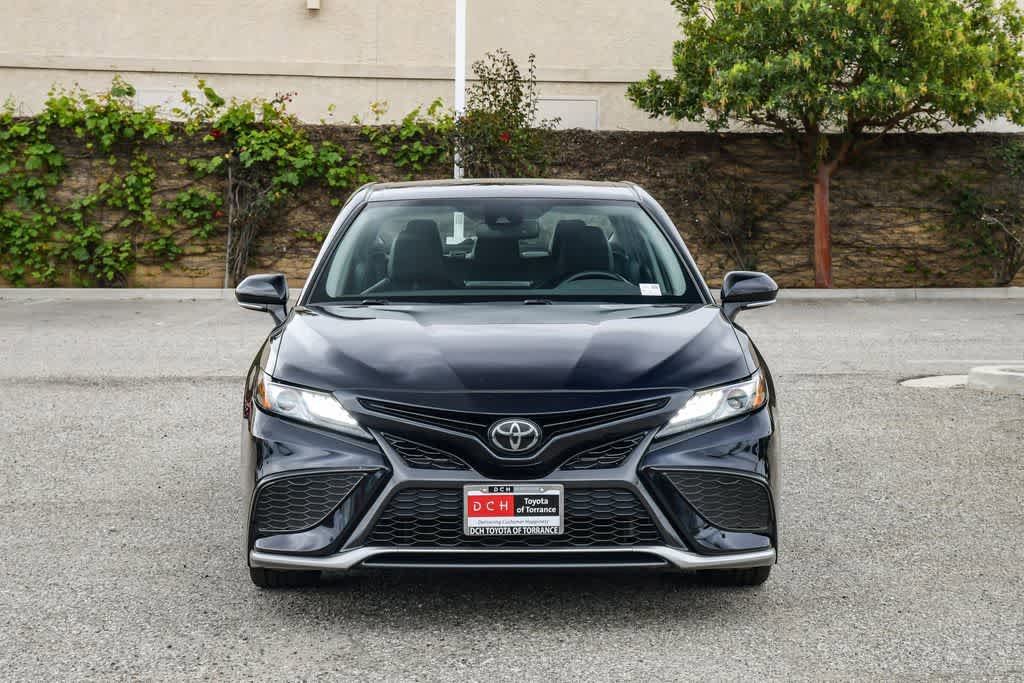 Used 2023 Toyota Camry XSE FWD video 2