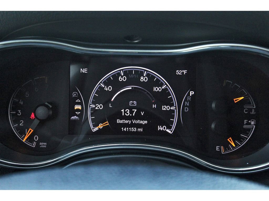 Used 2018 Jeep Grand Cherokee Laredo image 13