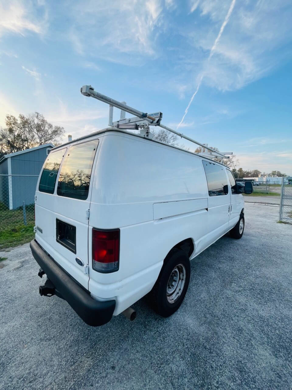 Used 2008 Ford E-250 and Econoline 250 image 12