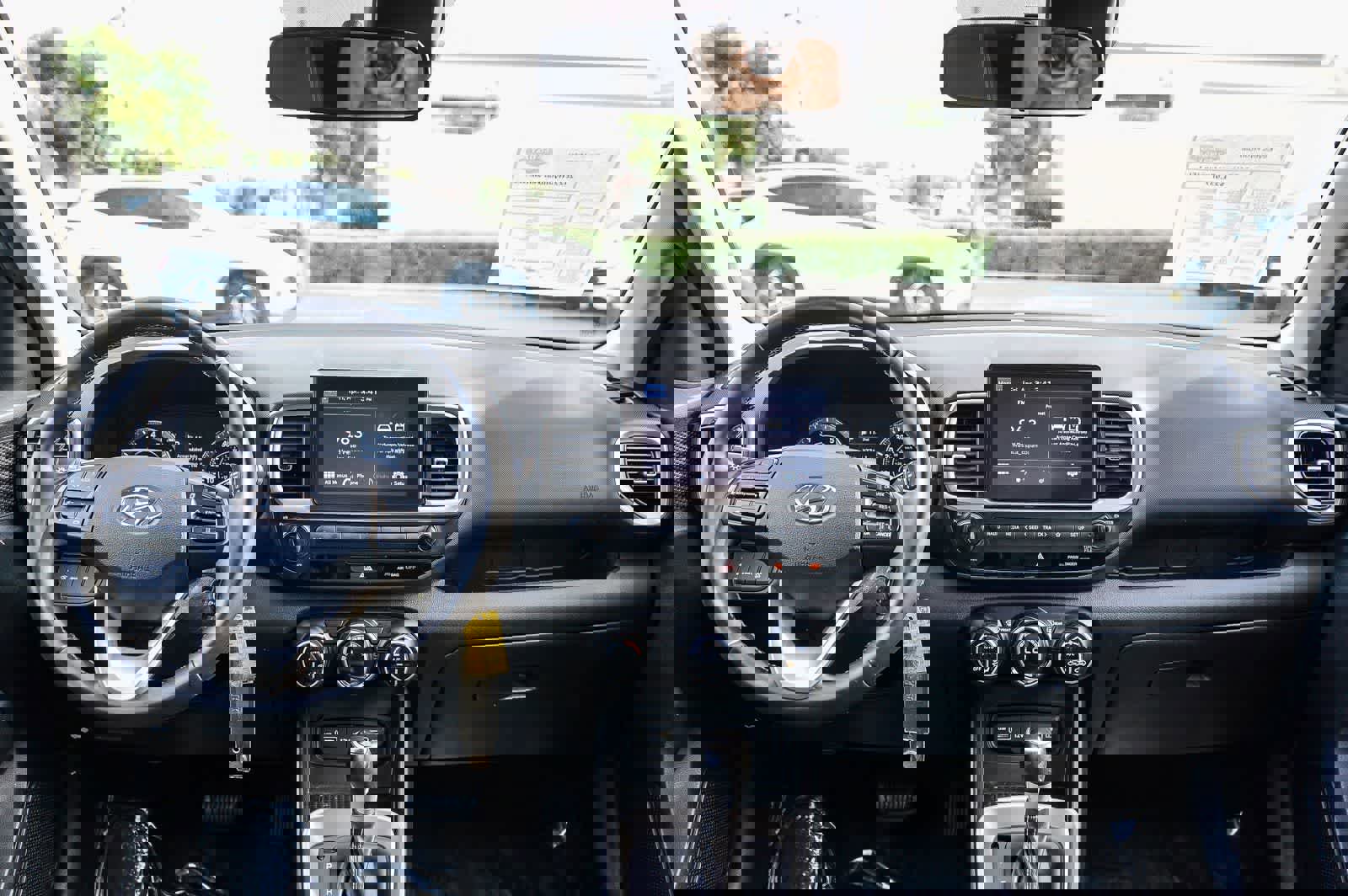 Certified 2022 Hyundai Venue SEL image 14