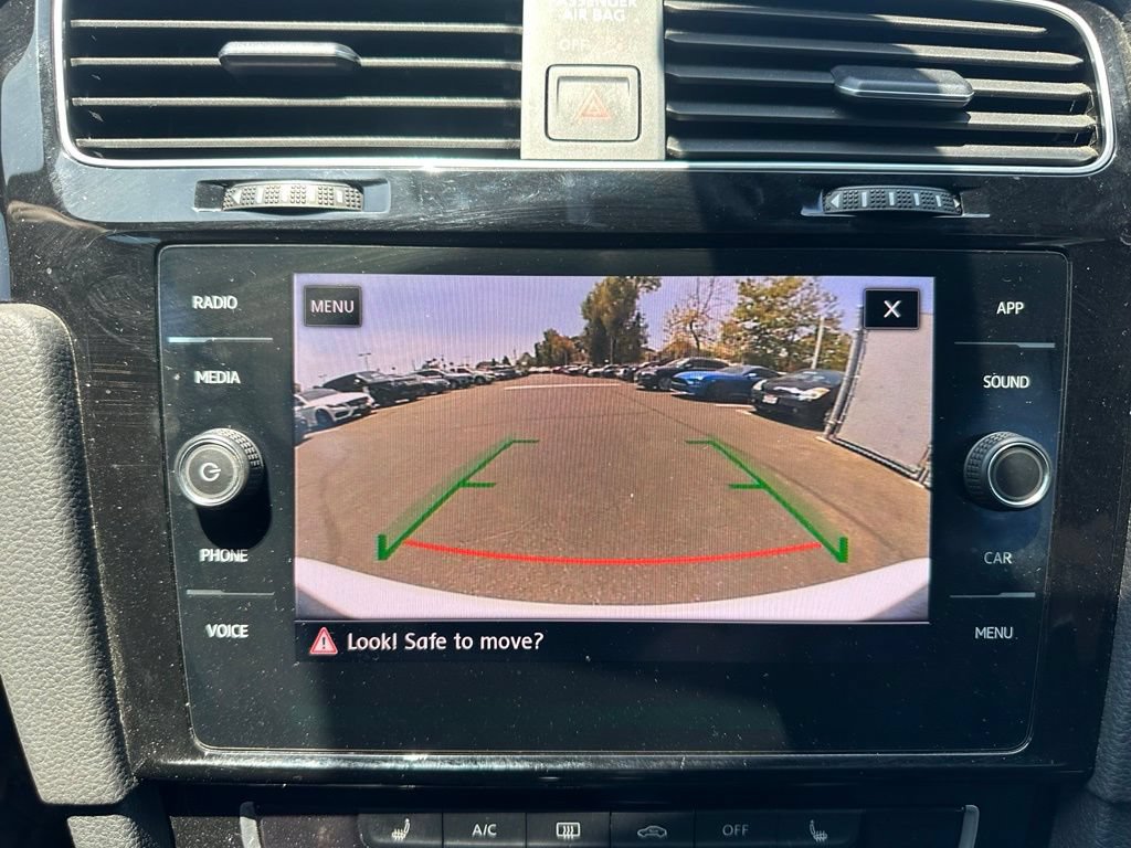Used 2019 Volkswagen GTI SE FWD image 12