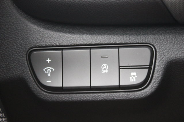 Used 2025 Kia Seltos LX AWD/4WD image 18