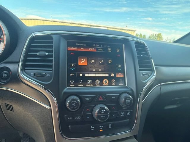 Used 2015 Jeep Grand Cherokee Limited AWD/4WD image 23