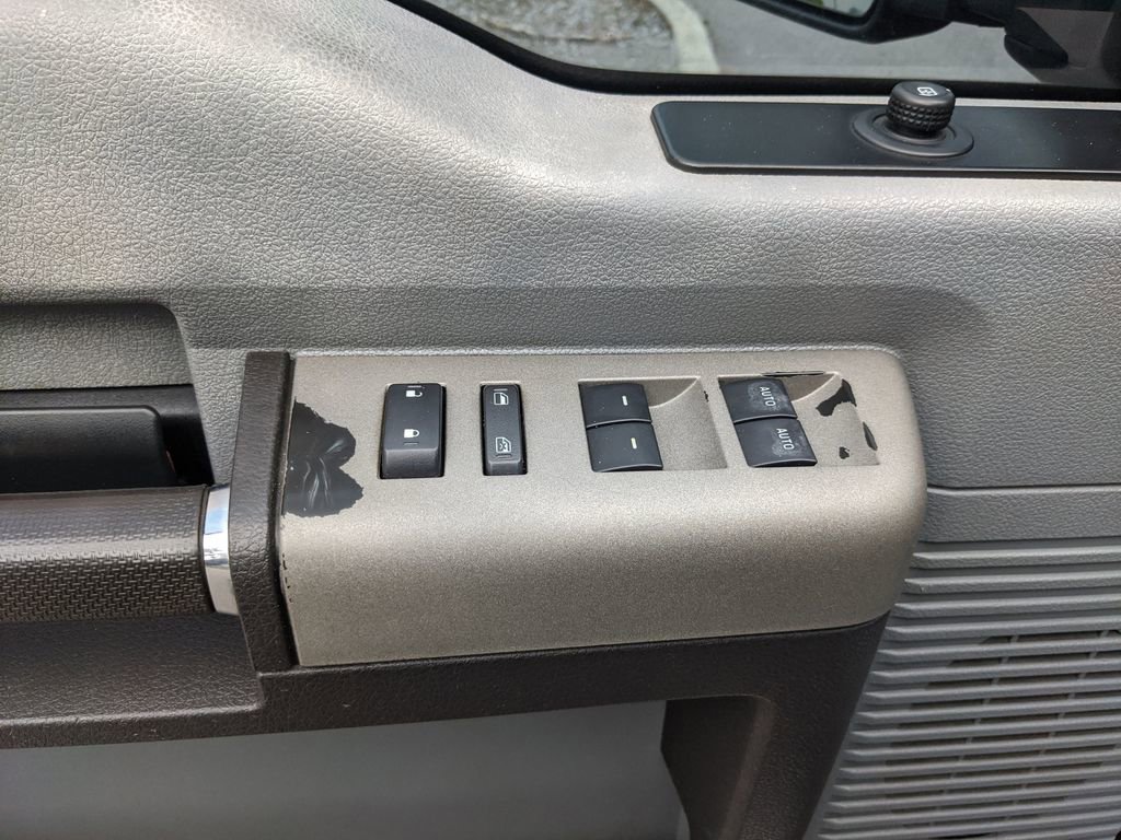 Used 2015 Ford F250 XLT image 21