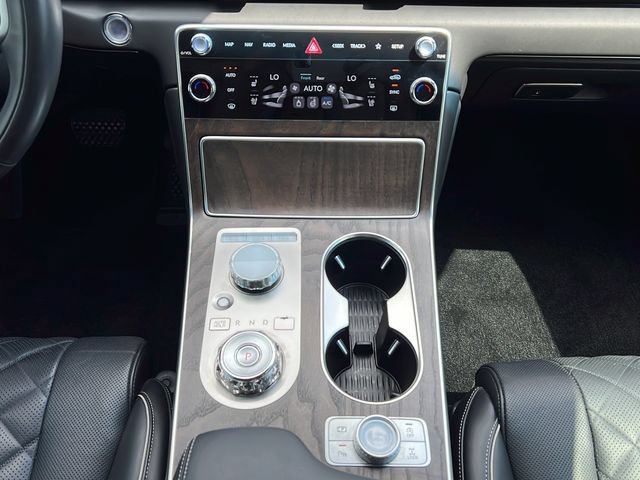 Certified 2025 Genesis GV80 3.5T Prestige AWD/4WD image 15