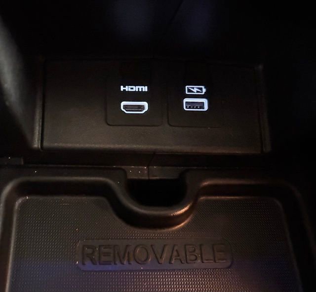 Used 2025 Honda Odyssey Elite image 41