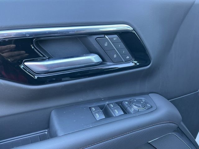 New 2025 Chevrolet Tahoe High Country image 13