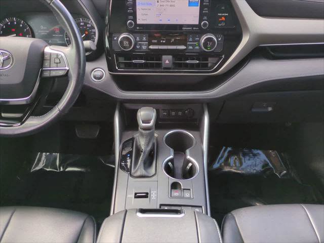 Certified 2020 Toyota Highlander XLE image 19