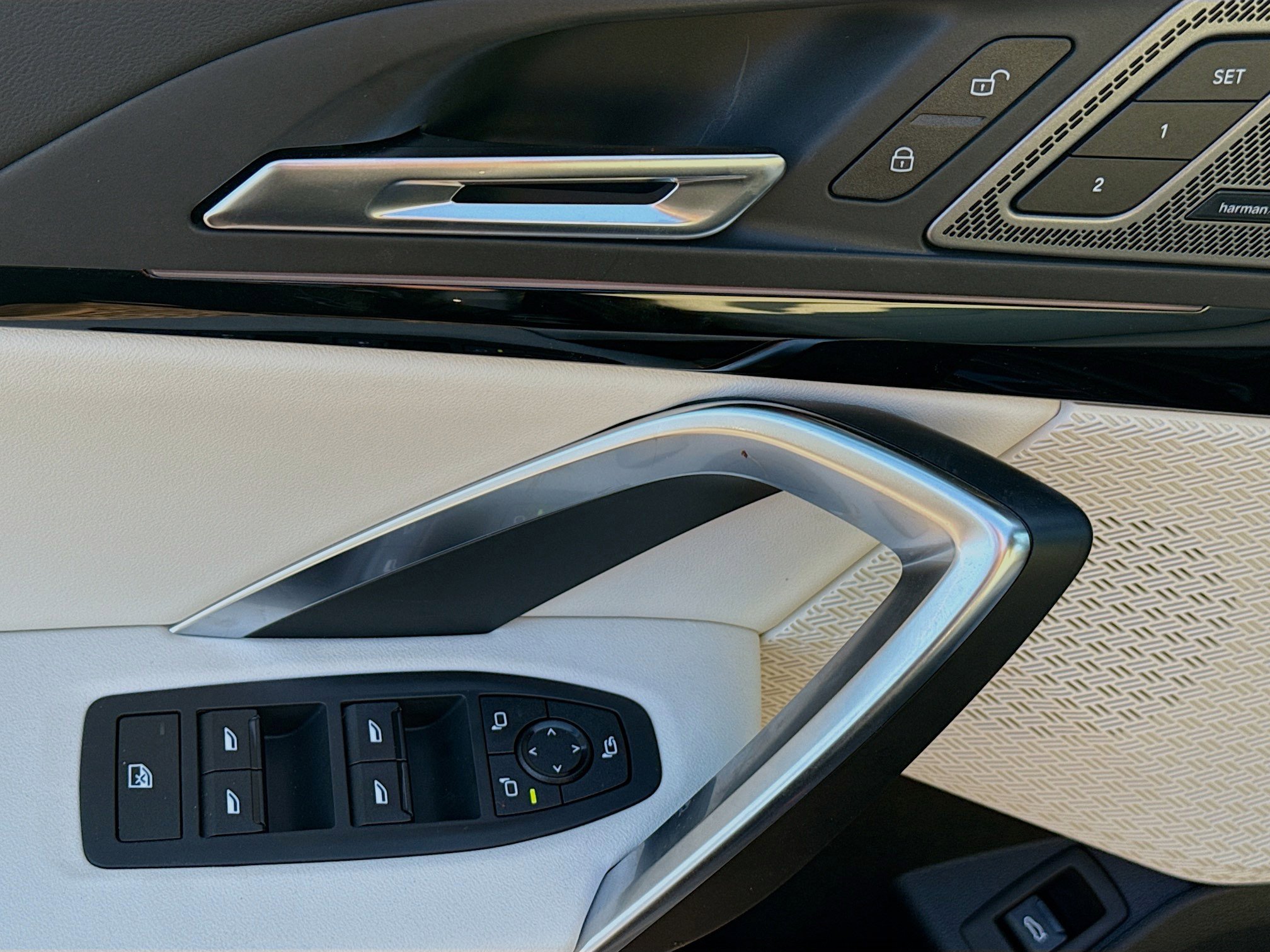 New 2026 BMW X1 xDrive28i w/ Technology Package image 23