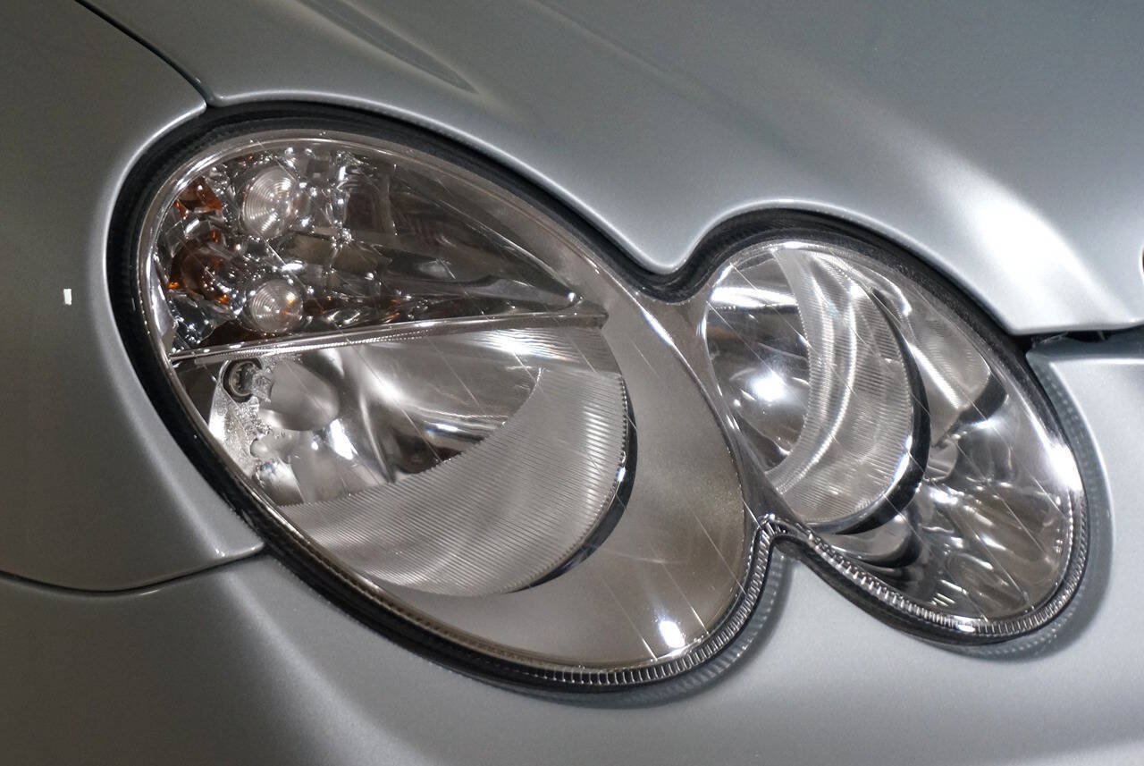 Used 2005 Mercedes-Benz CLK 320 Cabriolet image 35
