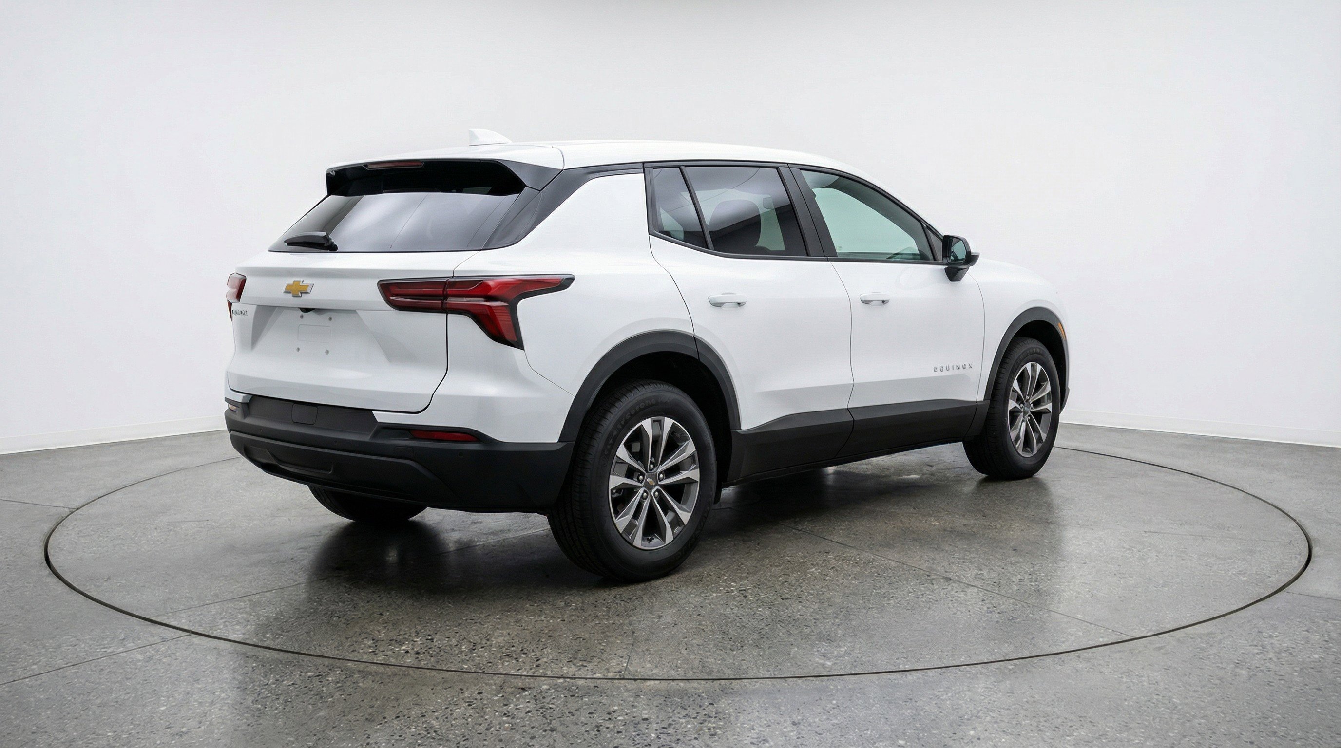 Used 2025 Chevrolet Equinox LT image 9