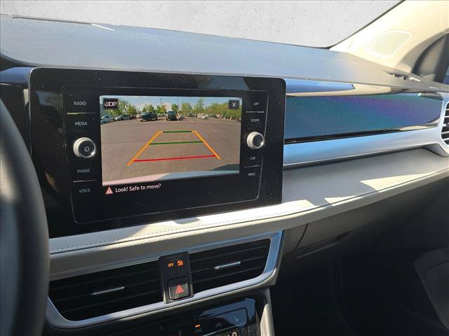 New 2026 Volkswagen Taos SE FWD image 13