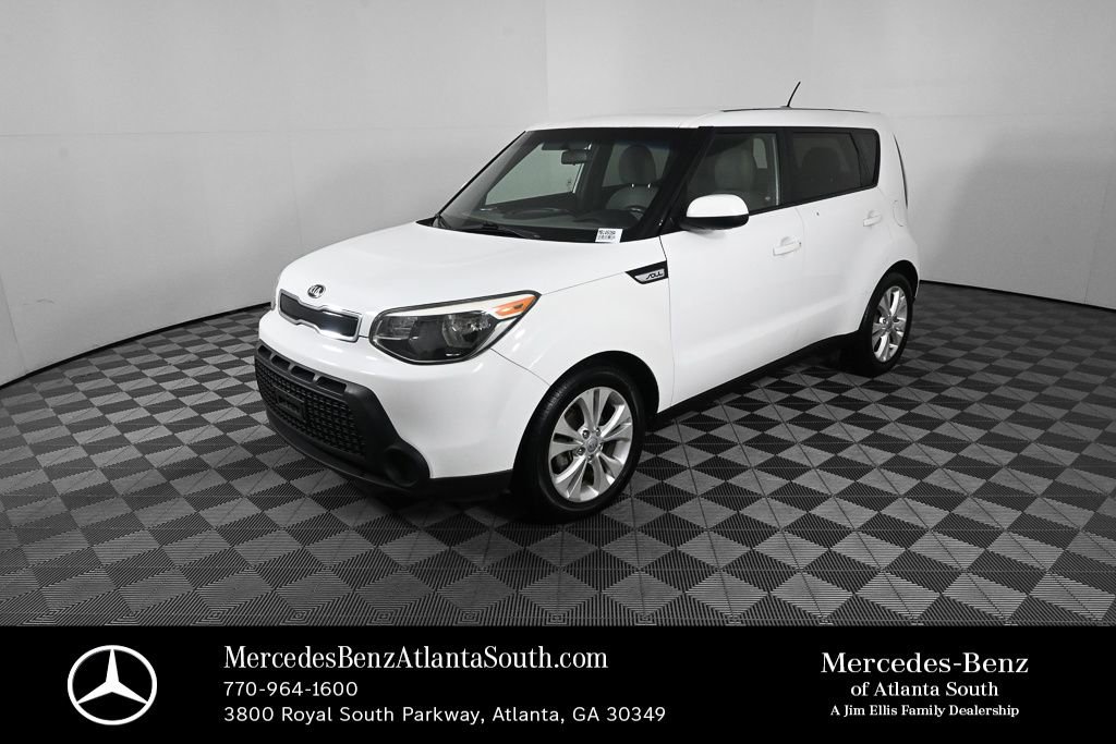 Used 2015 Kia Soul + image 1