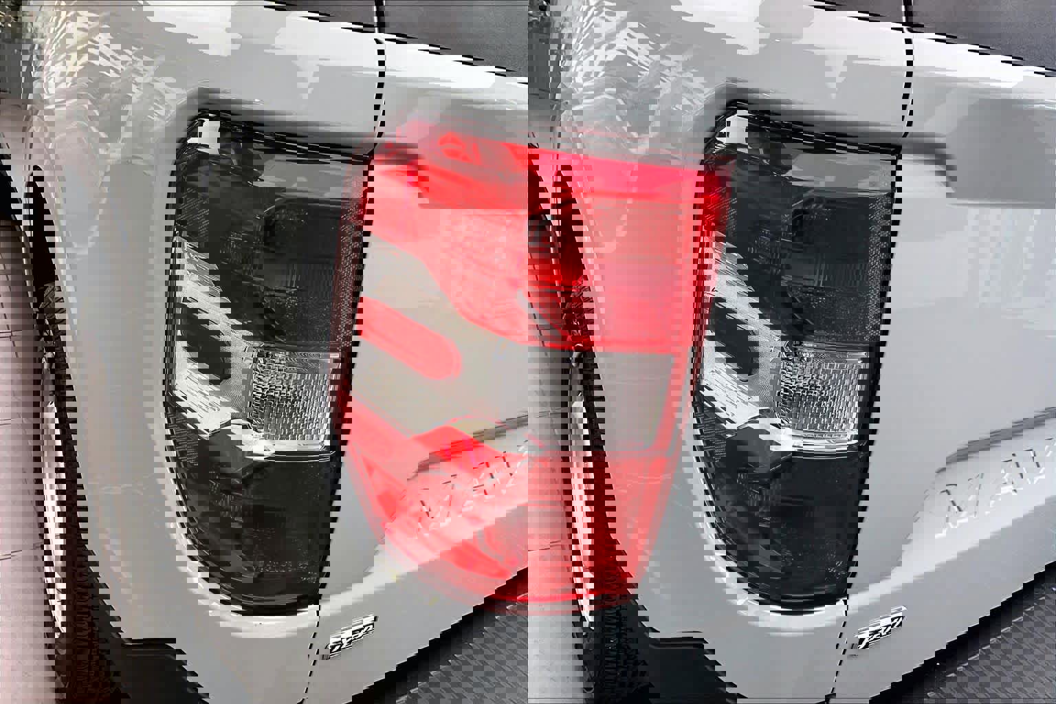 Used 2022 Ford Maverick XL image 27