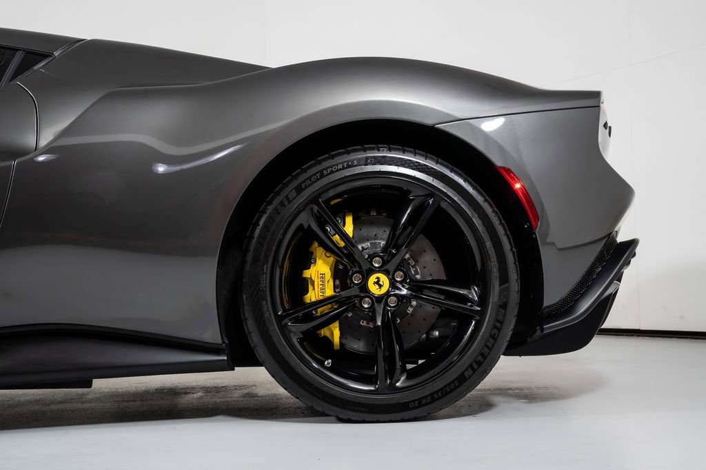 Used 2023 Ferrari 296 GTS Spider image 14
