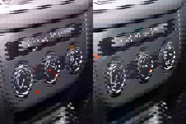 Used 2017 Volkswagen Tiguan Limited w/ Alloy Wheels Package image 16