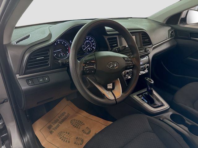 Used 2020 Hyundai Elantra SE w/ Cargo Package (C1) FWD image 7
