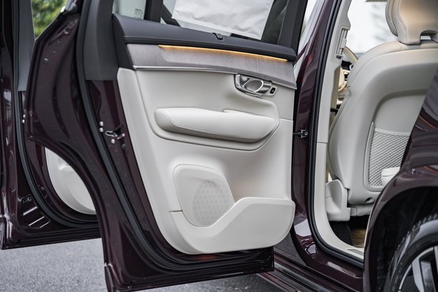 New 2026 Volvo XC90 B6 Ultra w/ Protection Package Premier image 37