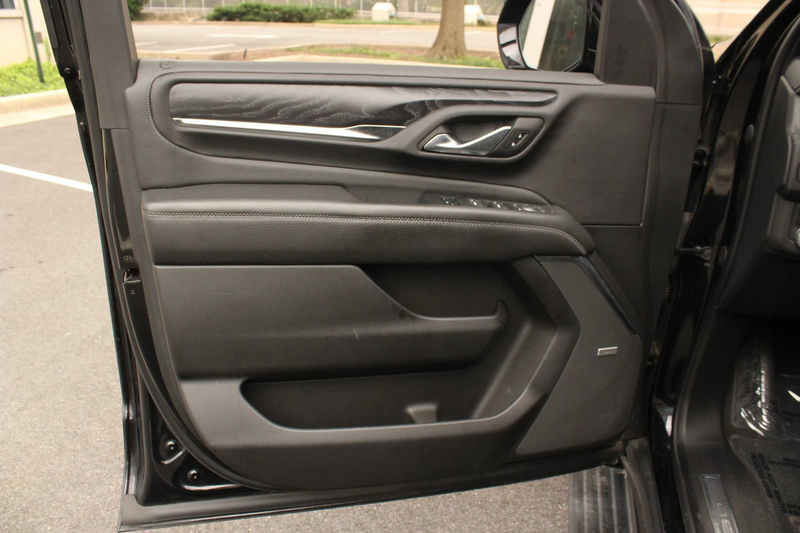 Used 2022 GMC Yukon Denali AWD/4WD image 15
