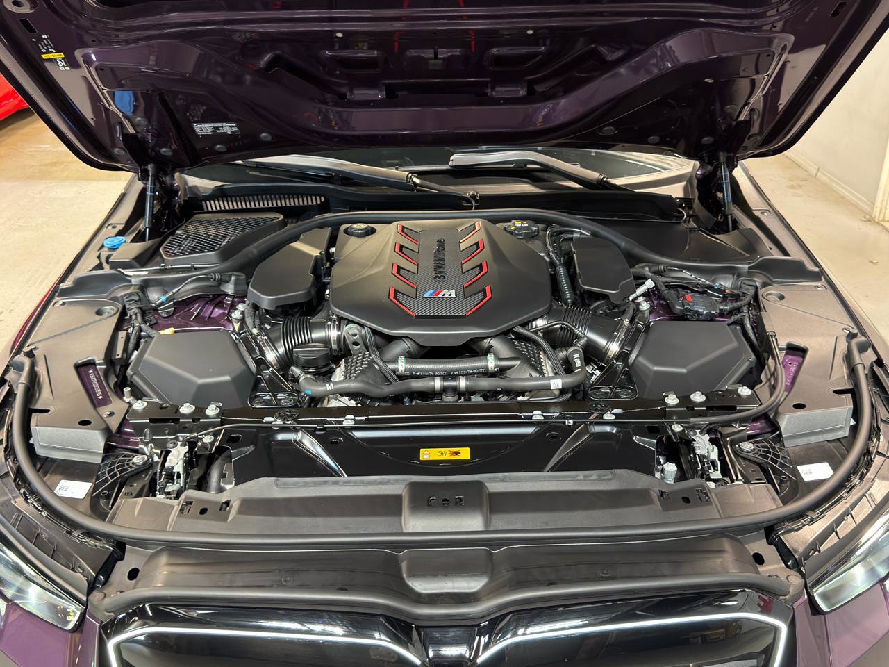 Used 2025 BMW M5 AWD/4WD image 32