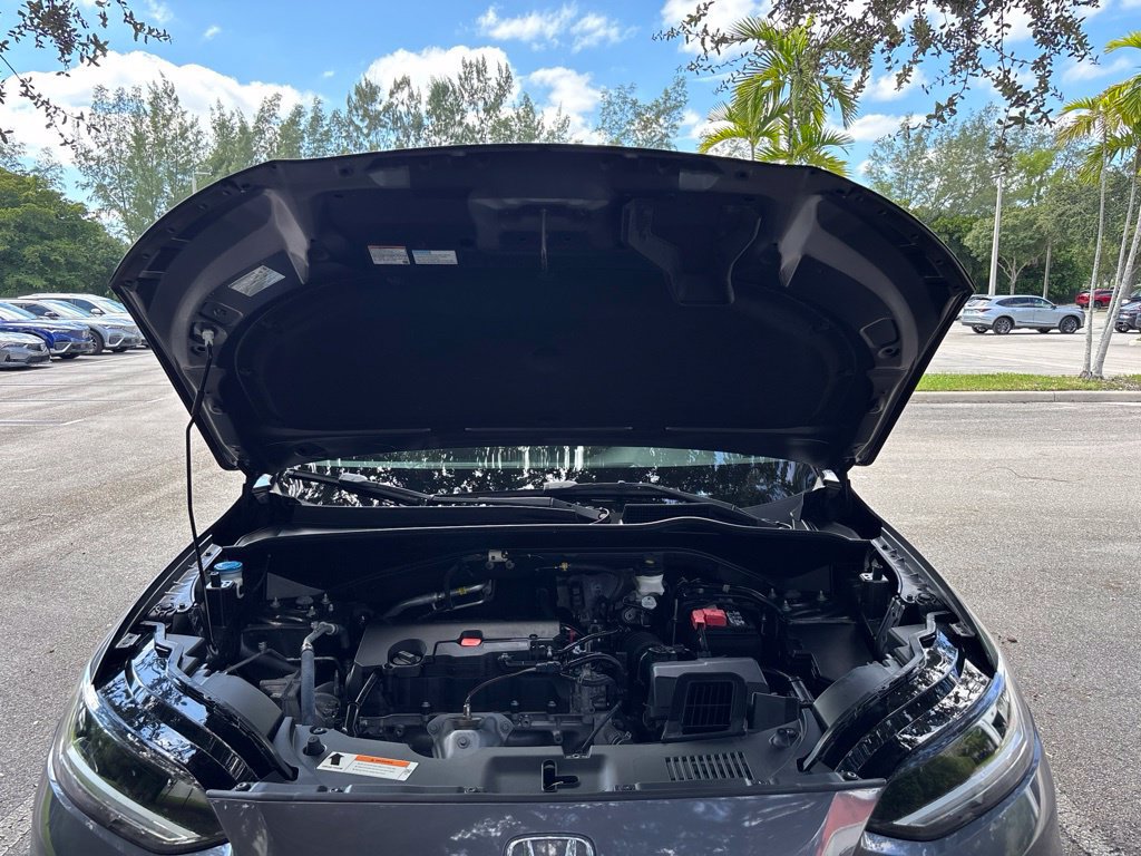Used 2024 Honda HR-V EX-L image 11