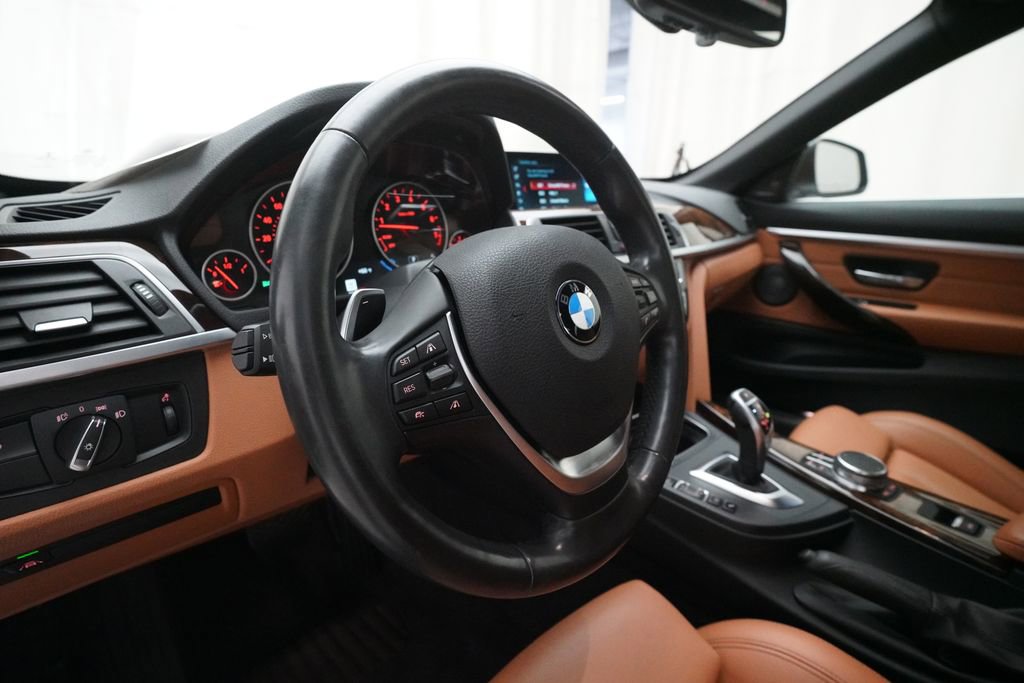 Used 2018 BMW 440i xDrive Convertible image 19