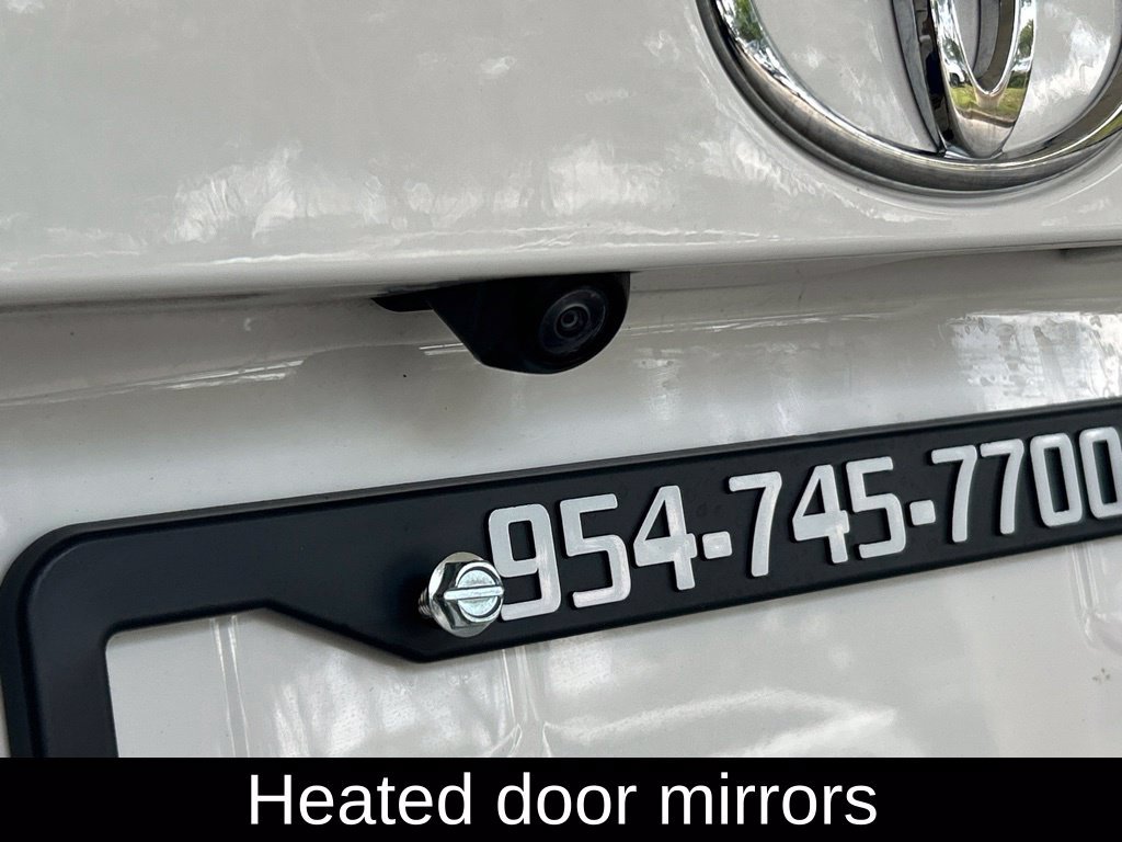 Used 2025 Toyota RAV4 XLE FWD image 17