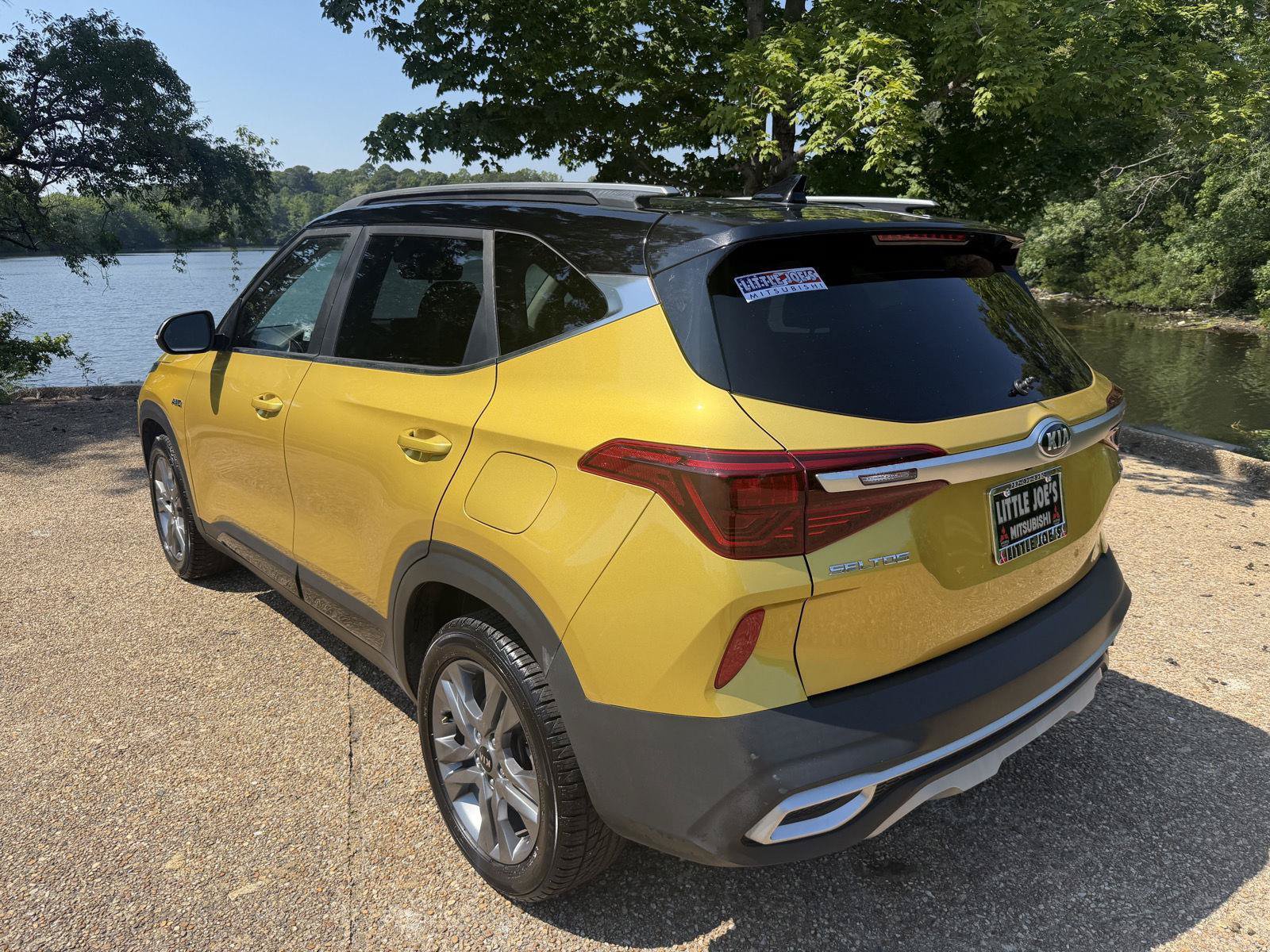 Used 2021 Kia Seltos S AWD/4WD image 5