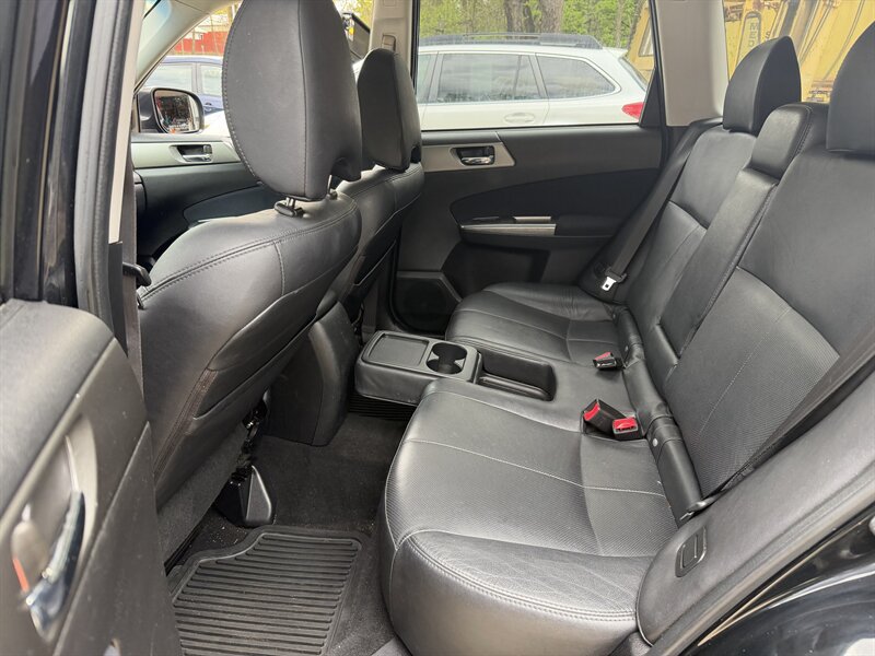 Used 2011 Subaru Forester 2.5XT Touring AWD/4WD image 10