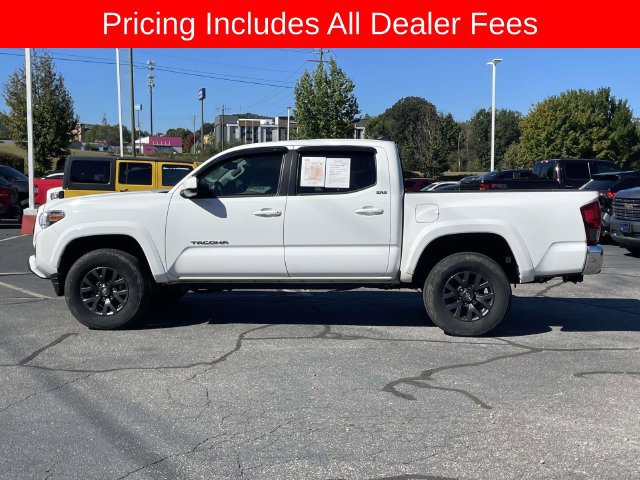 Used 2023 Toyota Tacoma SR5 RWD image 2