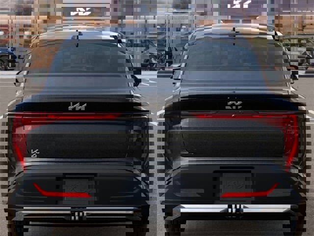 New 2025 Kia K4 LXS image 13