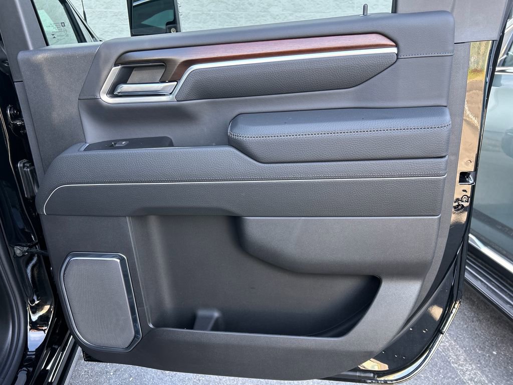 New 2026 GMC Sierra 3500 Denali w/ Denali Reserve Package image 52