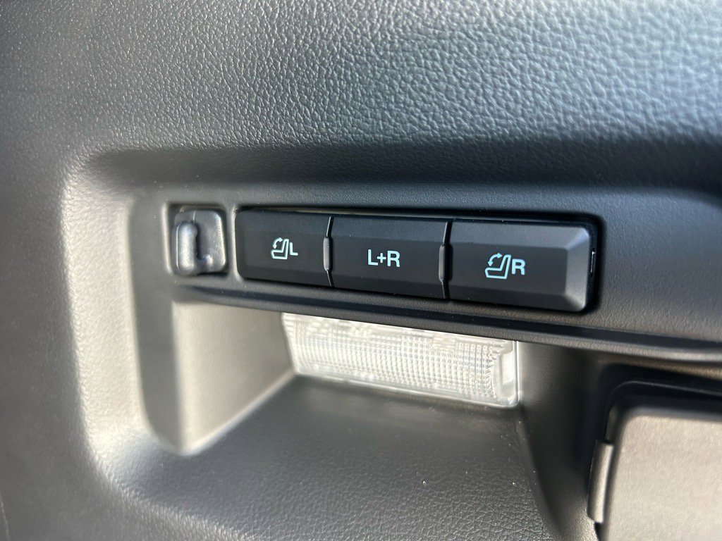New 2025 Ford Explorer Platinum w/ Ultimate Package image 9