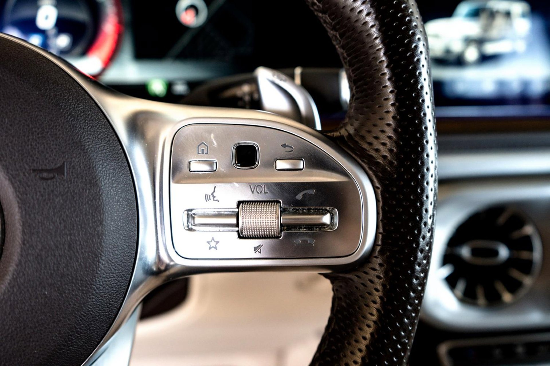 Certified 2021 Mercedes-Benz G 63 AMG 4MATIC image 17