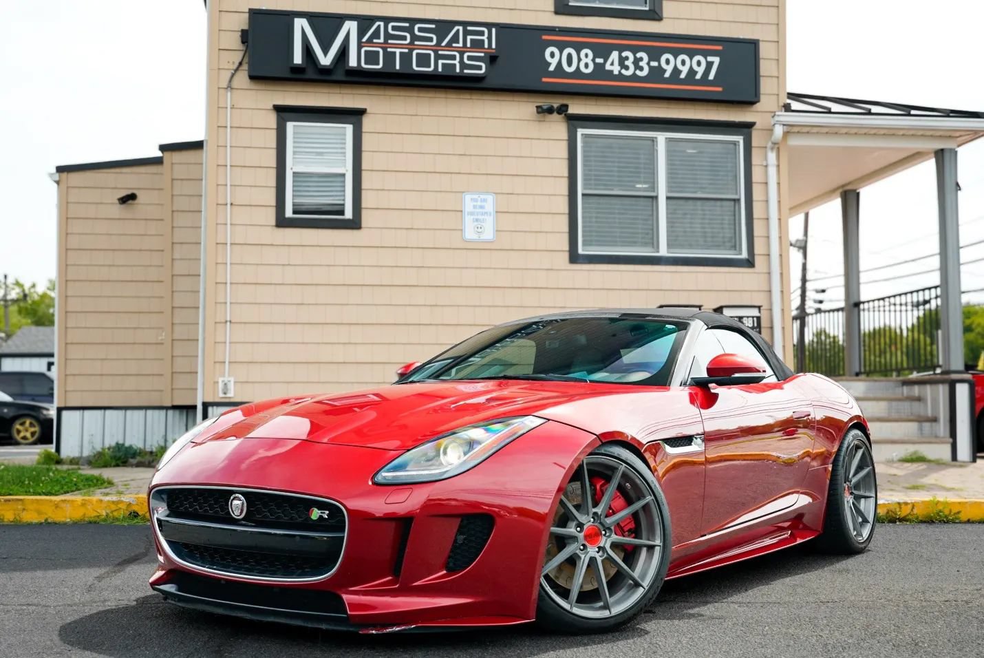 Used 2016 Jaguar F-TYPE R AWD/4WD image 13