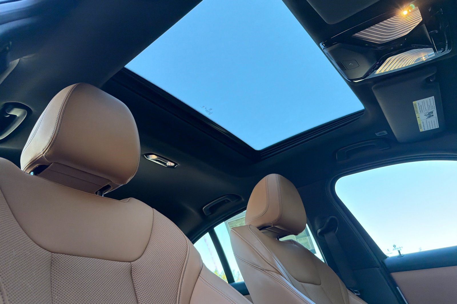 Used 2023 BMW 330i 330i w/ Premium Package image 20