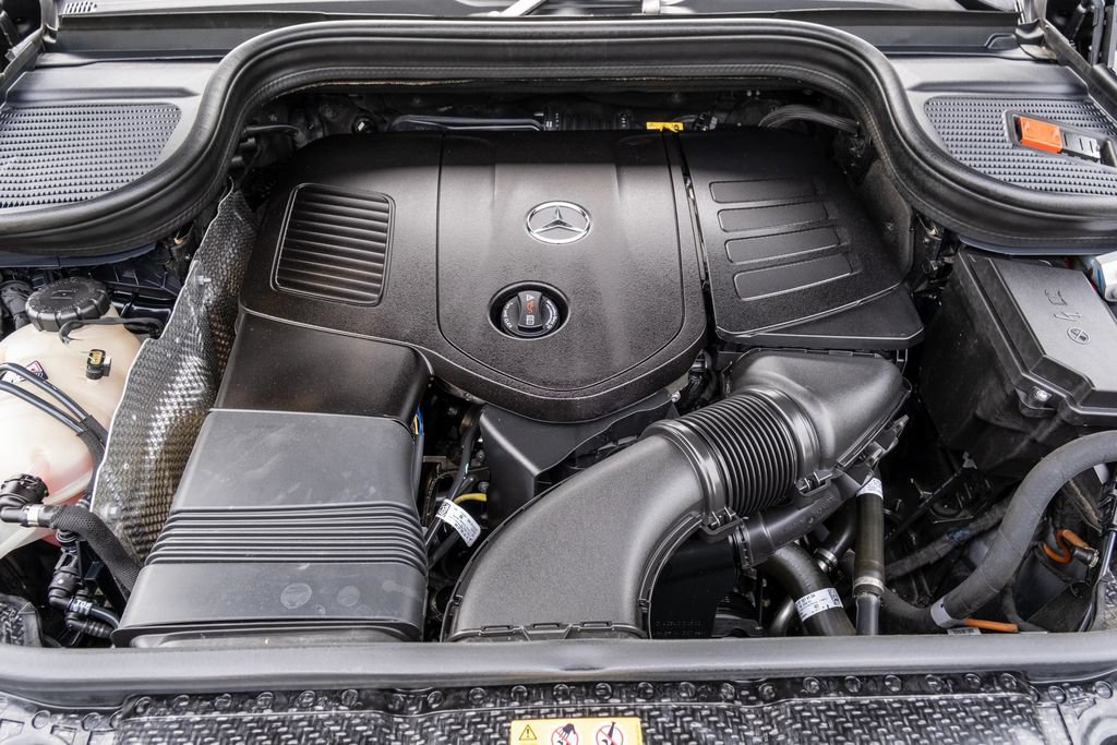 Used 2025 Mercedes-Benz GLE 350 4MATIC image 33