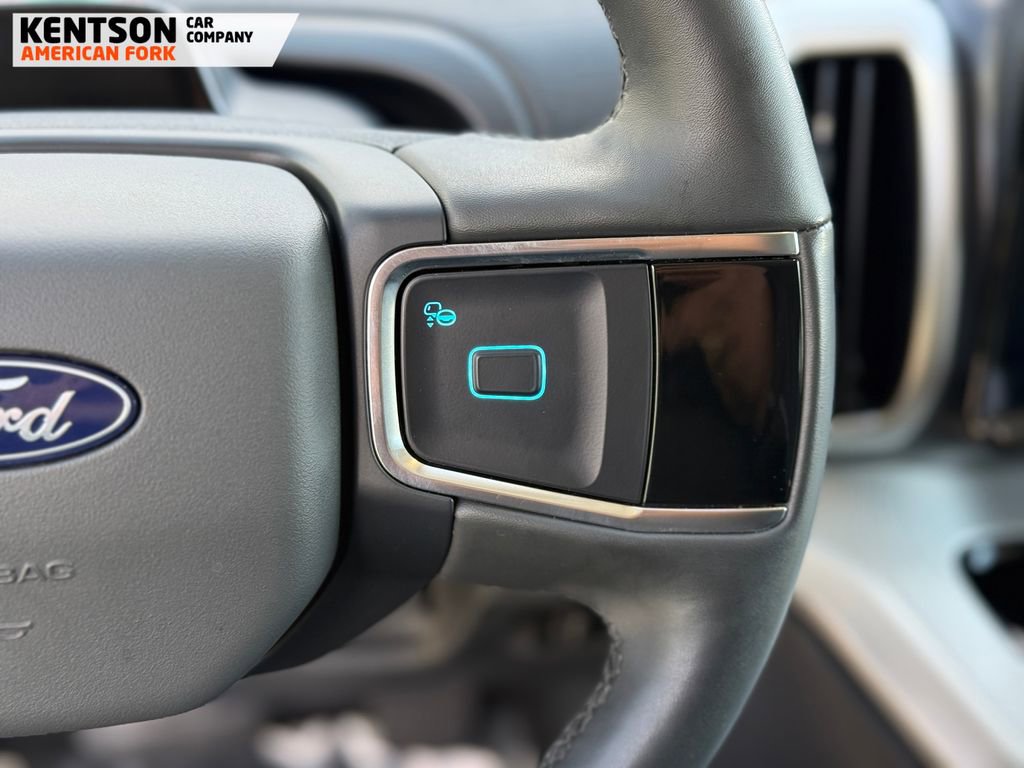 Used 2025 Ford Expedition Active AWD/4WD image 18