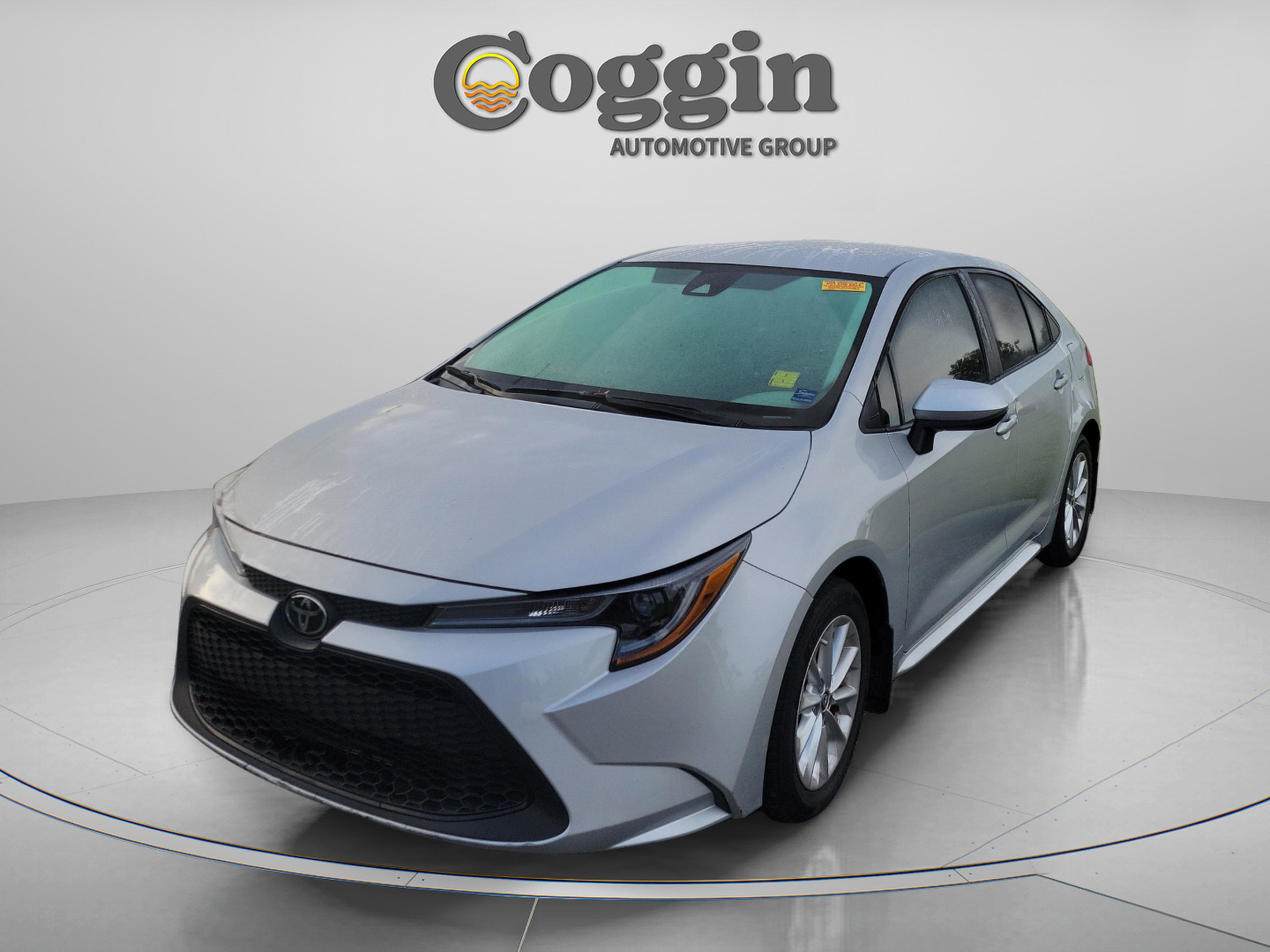 Used 2022 Toyota Corolla LE w/ LE Convenience Package FWD image 9