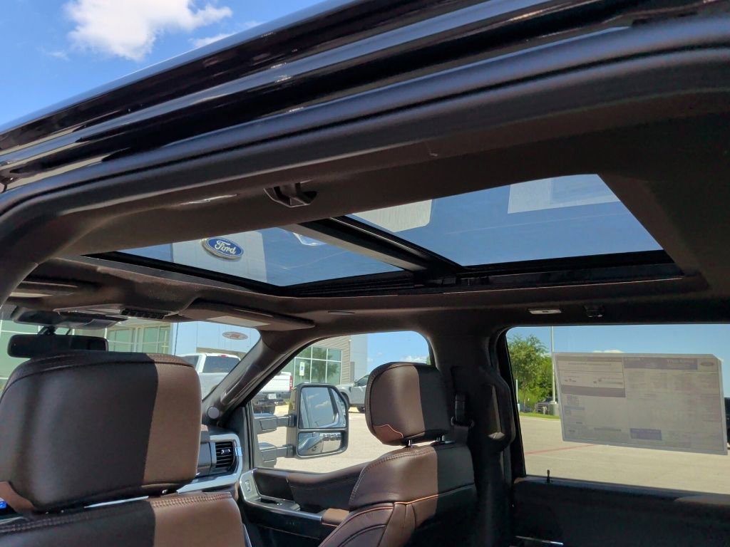 New 2026 Ford F350 King Ranch w/ FX4 Off-Road Package AWD/4WD image 24