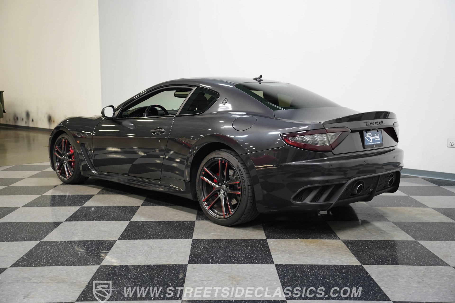 Used 2015 Maserati GranTurismo MC Centennial image 9