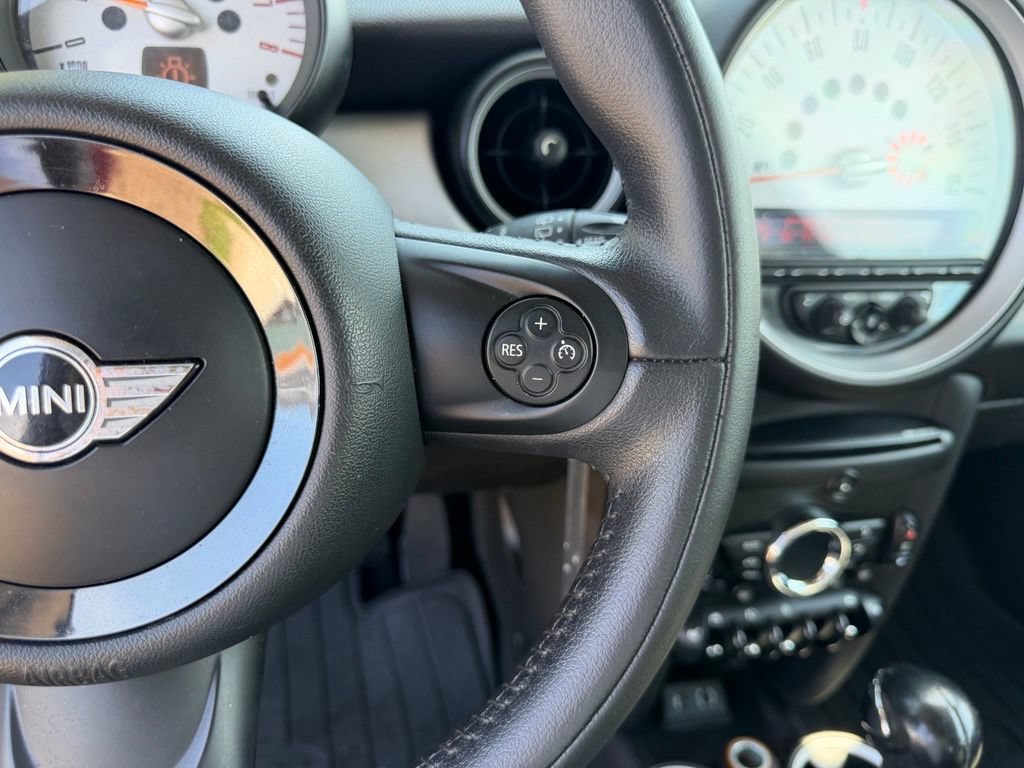 Used 2013 MINI Cooper Hardtop FWD image 17