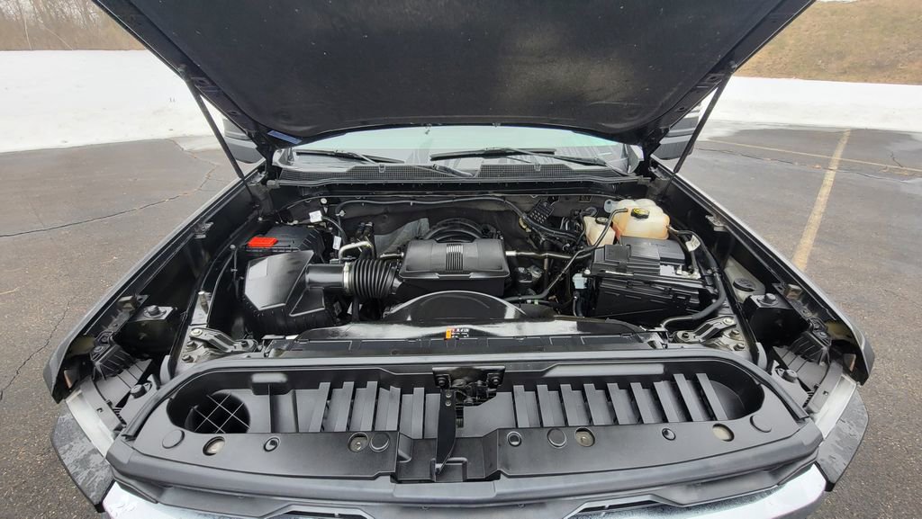 Used 2024 Chevrolet Silverado 3500 LT w/ Convenience Package image 17