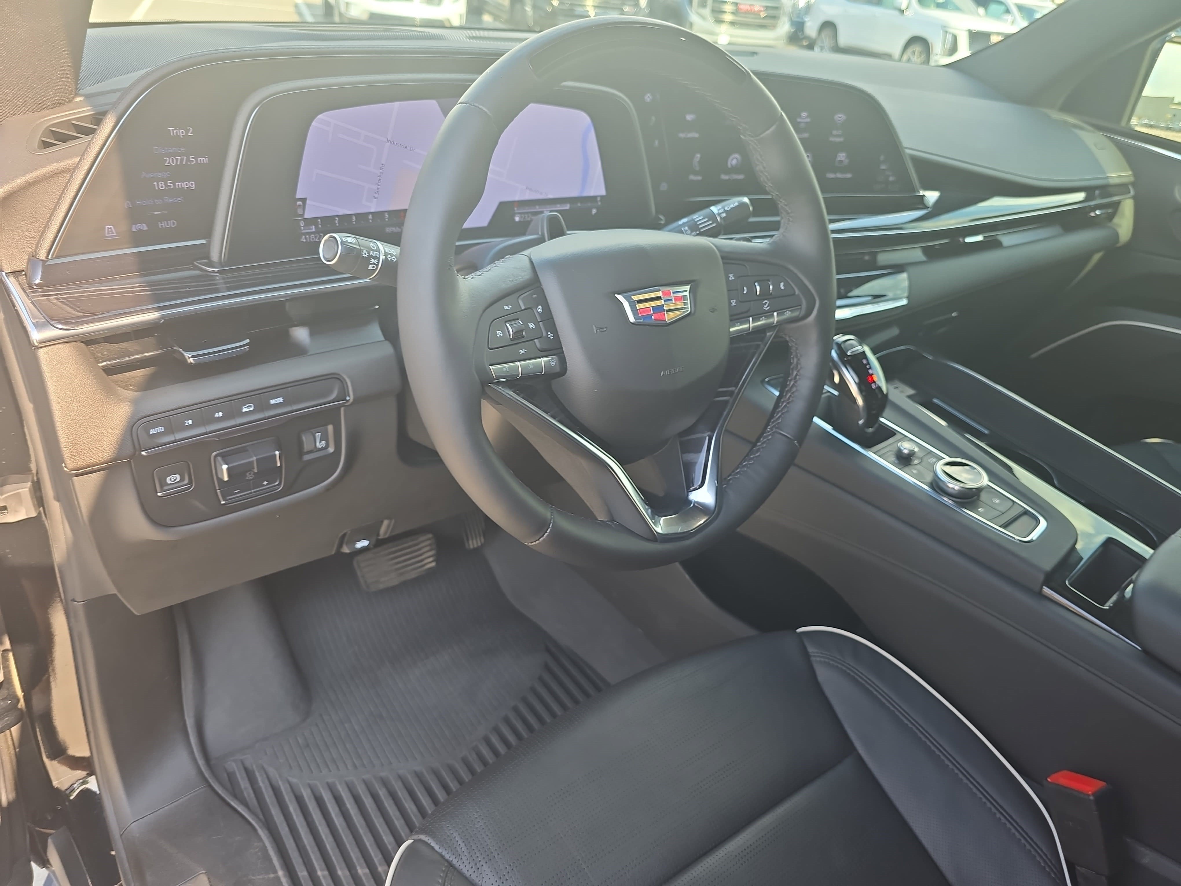 Used 2024 Cadillac Escalade Sport w/ LPO, ONYX Package AWD/4WD image 17