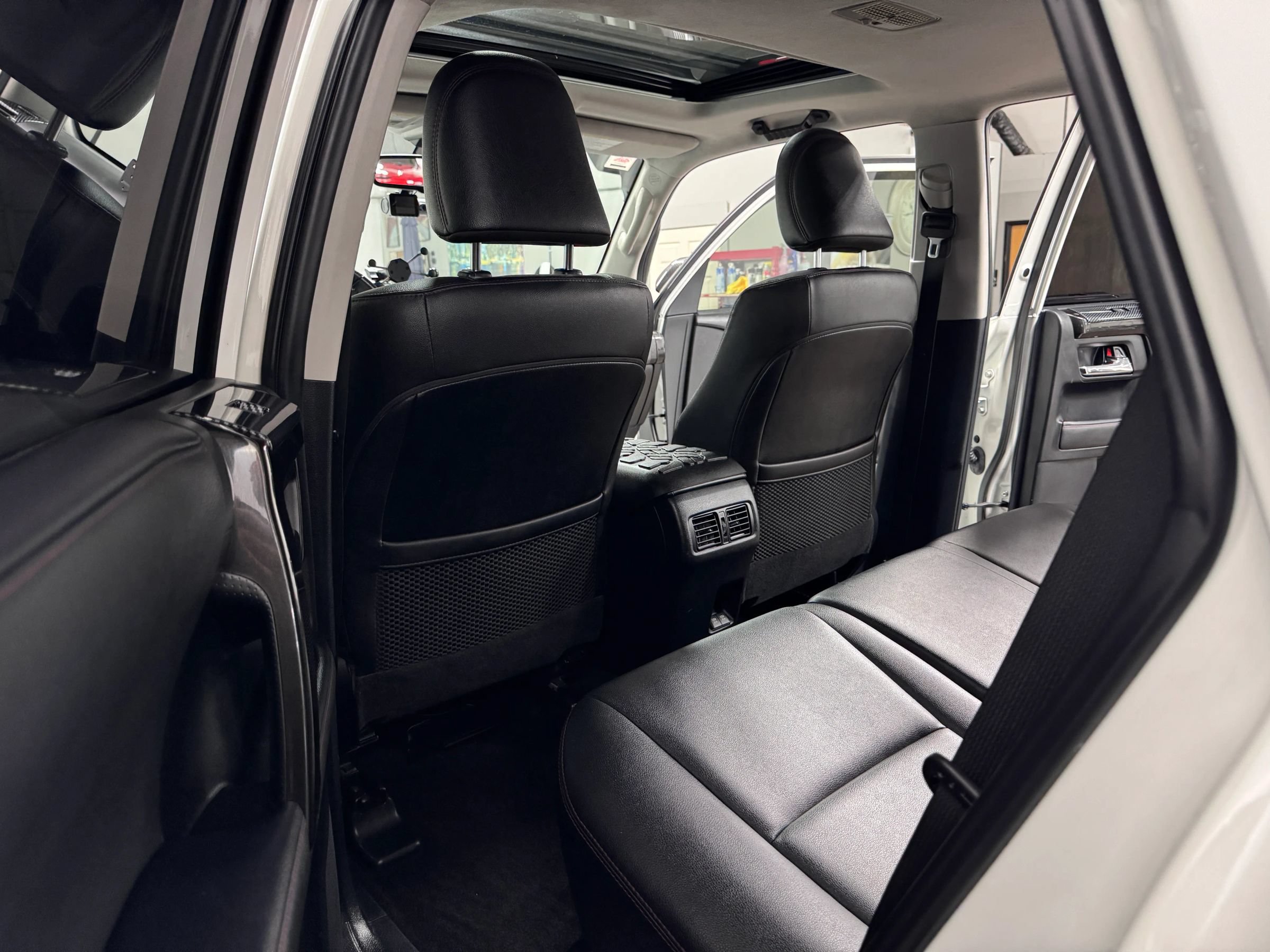 Used 2021 Toyota 4Runner TRD Off-Road Premium w/ Moonroof Package AWD/4WD image 21