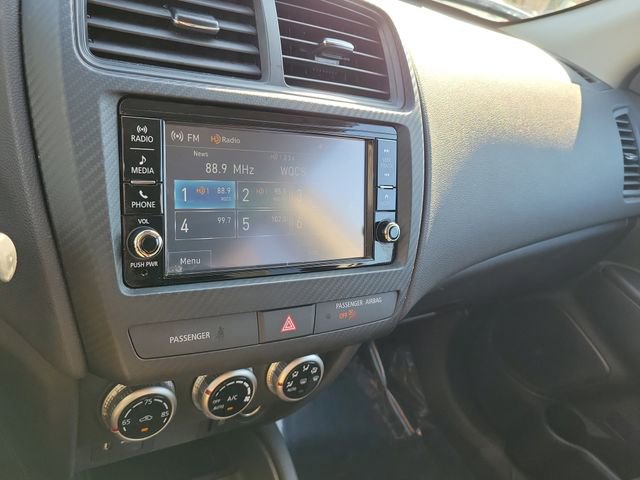 Used 2025 Mitsubishi Outlander Sport 2.0 ES image 28