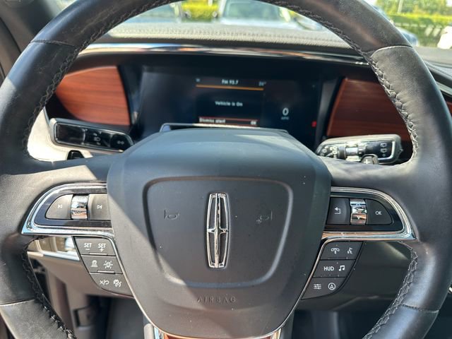 Used 2022 Lincoln Navigator Reserve w/ Equipment Group 201A image 37