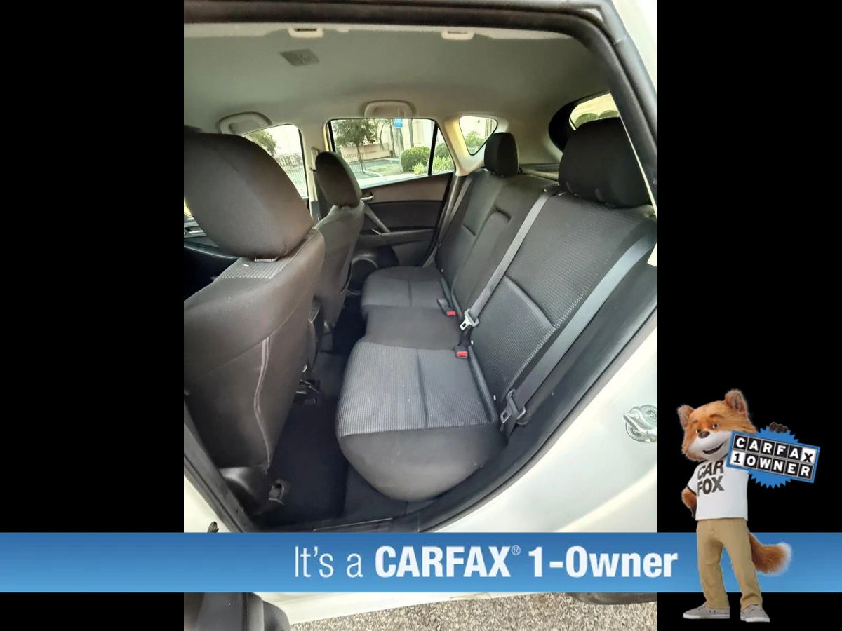 Used 2013 MAZDA MAZDA3 i Touring FWD image 31