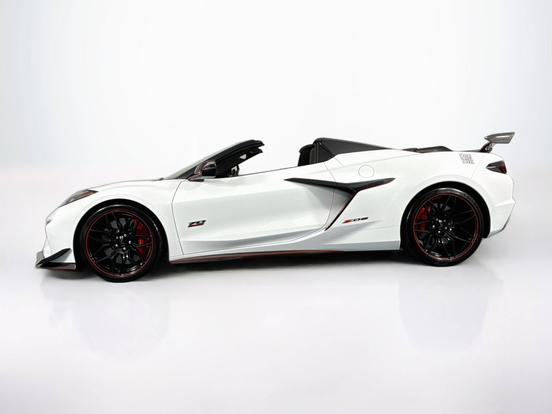 Used 2025 Chevrolet Corvette Z06 w/ Z07 Performance Package RWD image 14