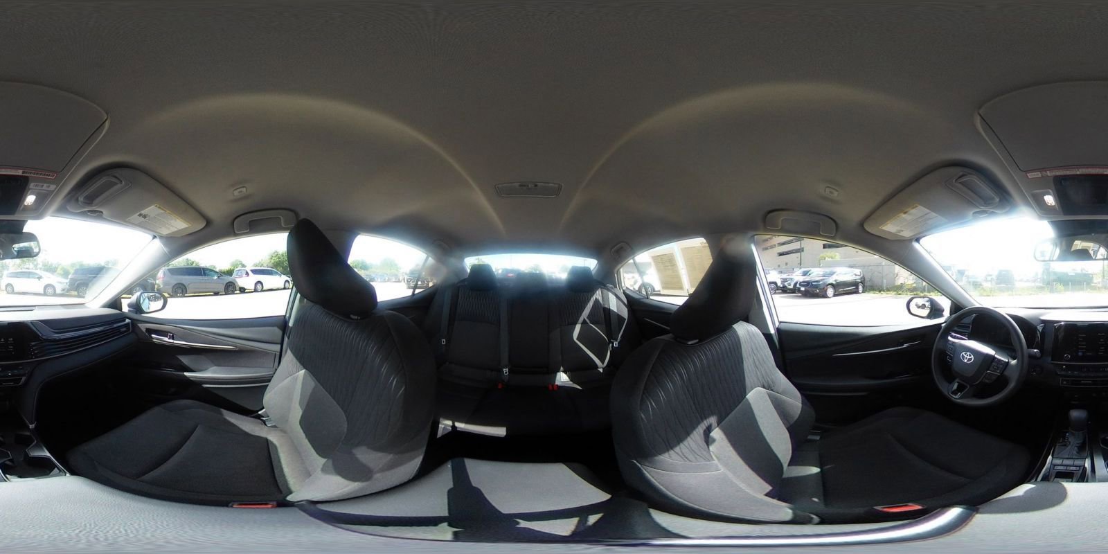 Used 2025 Toyota Camry LE image 41